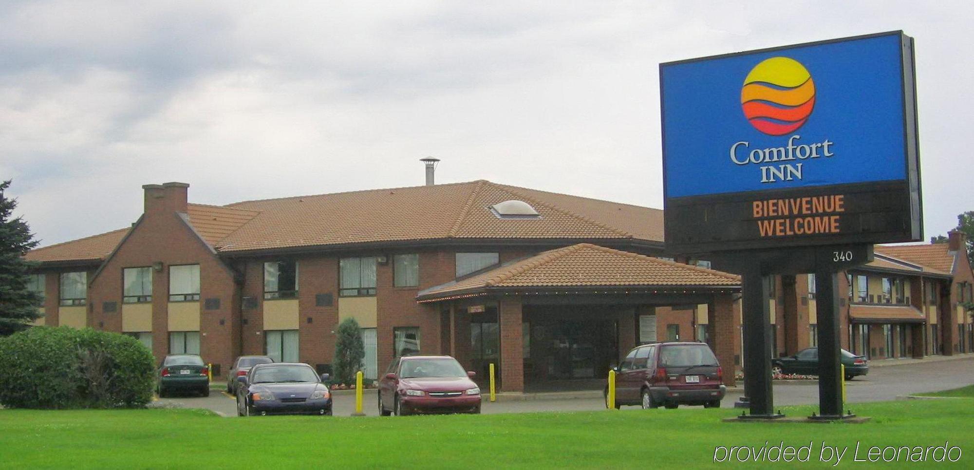 Comfort Inn Aeroport Dorval Exterior foto
